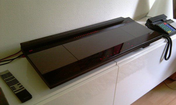 http://sternstudio.com/Beocenter8500.jpg